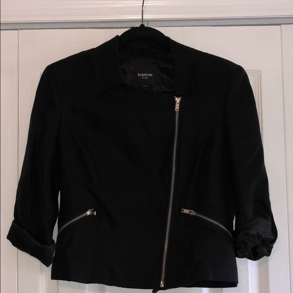 bebe black zippered blazer. Rolled sleeves. Sz. M